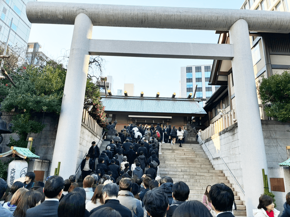 港区のプリント基板設計会社 アートワーク設計 参拝　境内前